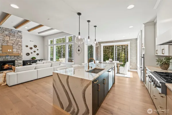 $1,749,900 | 15709 210th Avenue East, Bonney Lake, WA 98391