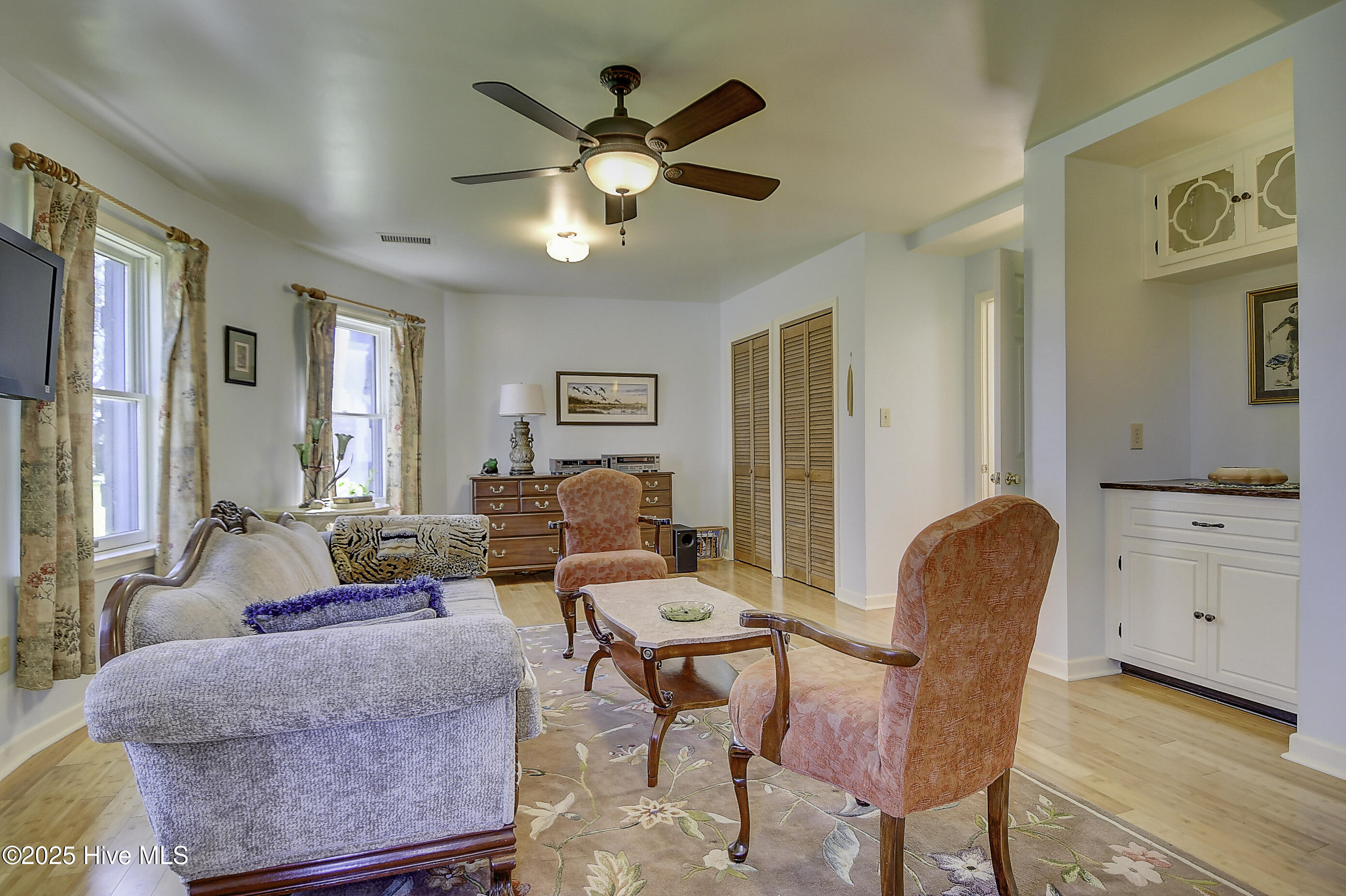 1436 Waterlily Road Coinjock, NC 27923 - Photo 13 of 65 13-Living-Room
