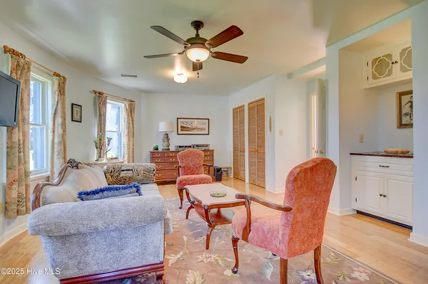 $800,000 | 1436 Waterlily Road, Coinjock, NC 27923
