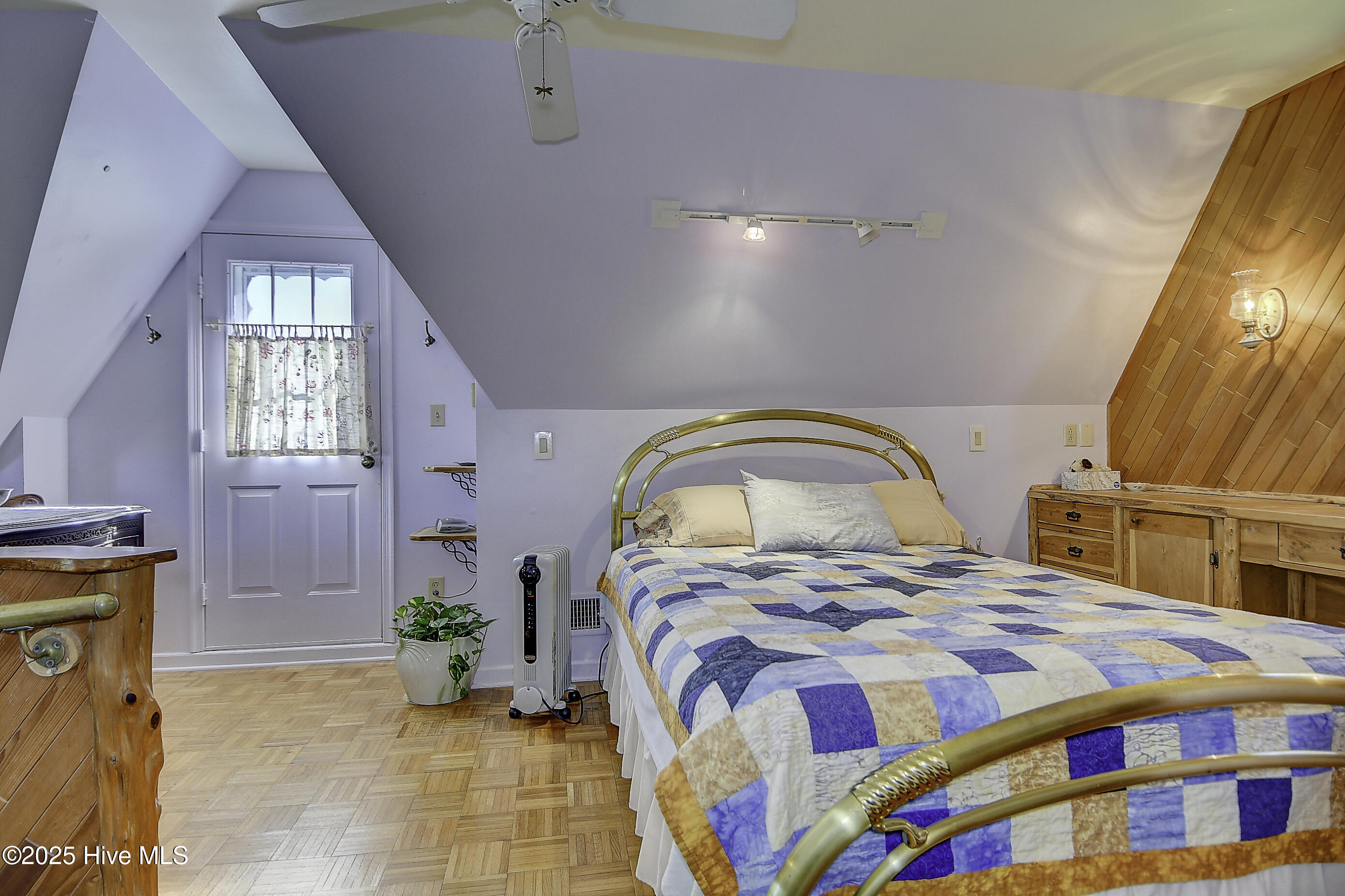 1436 Waterlily Road Coinjock, NC 27923 - Photo 24 of 65 24-Primary-Bedroom