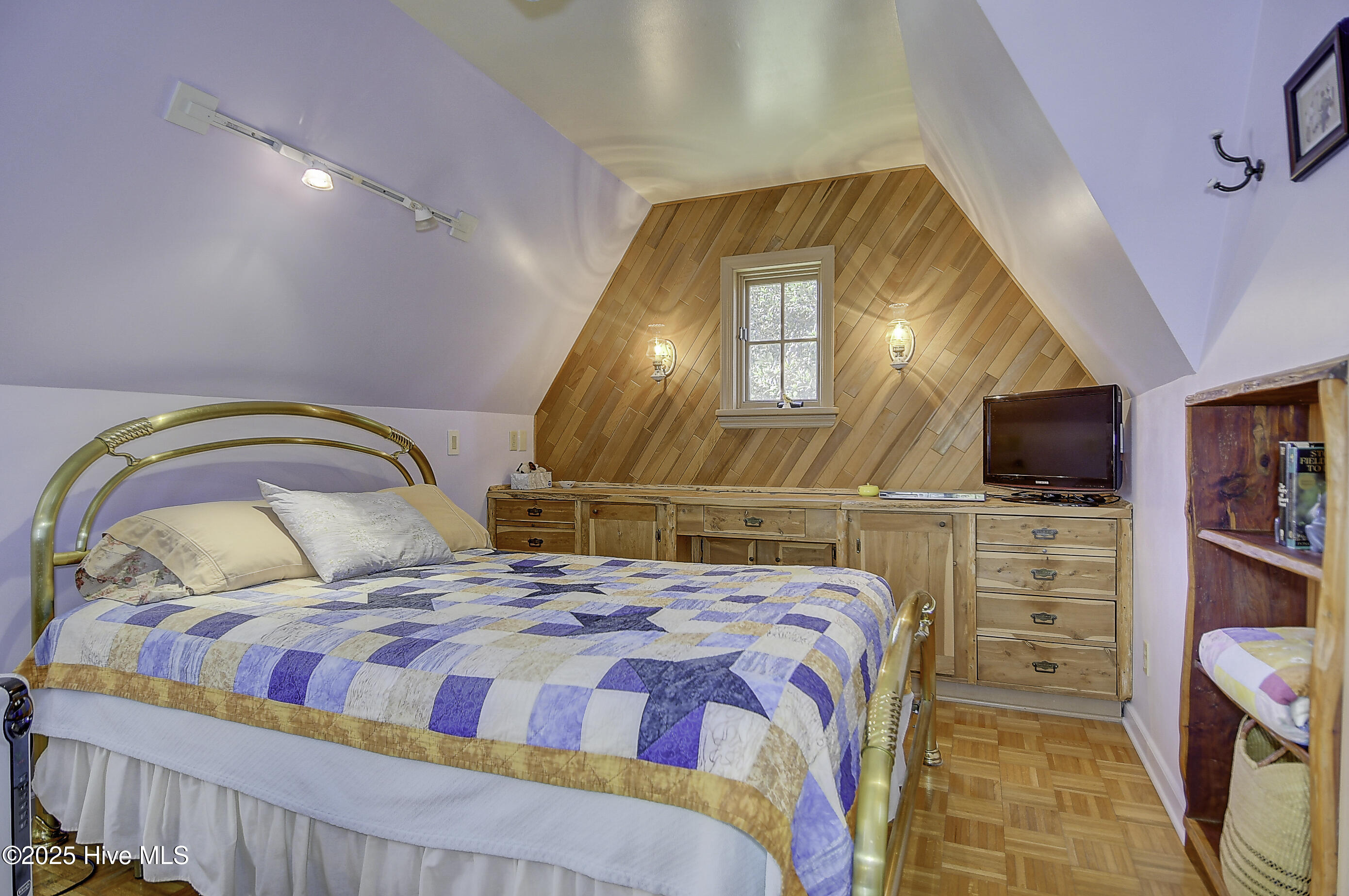 1436 Waterlily Road Coinjock, NC 27923 - Photo 25 of 65 25-Primary-Bedroom