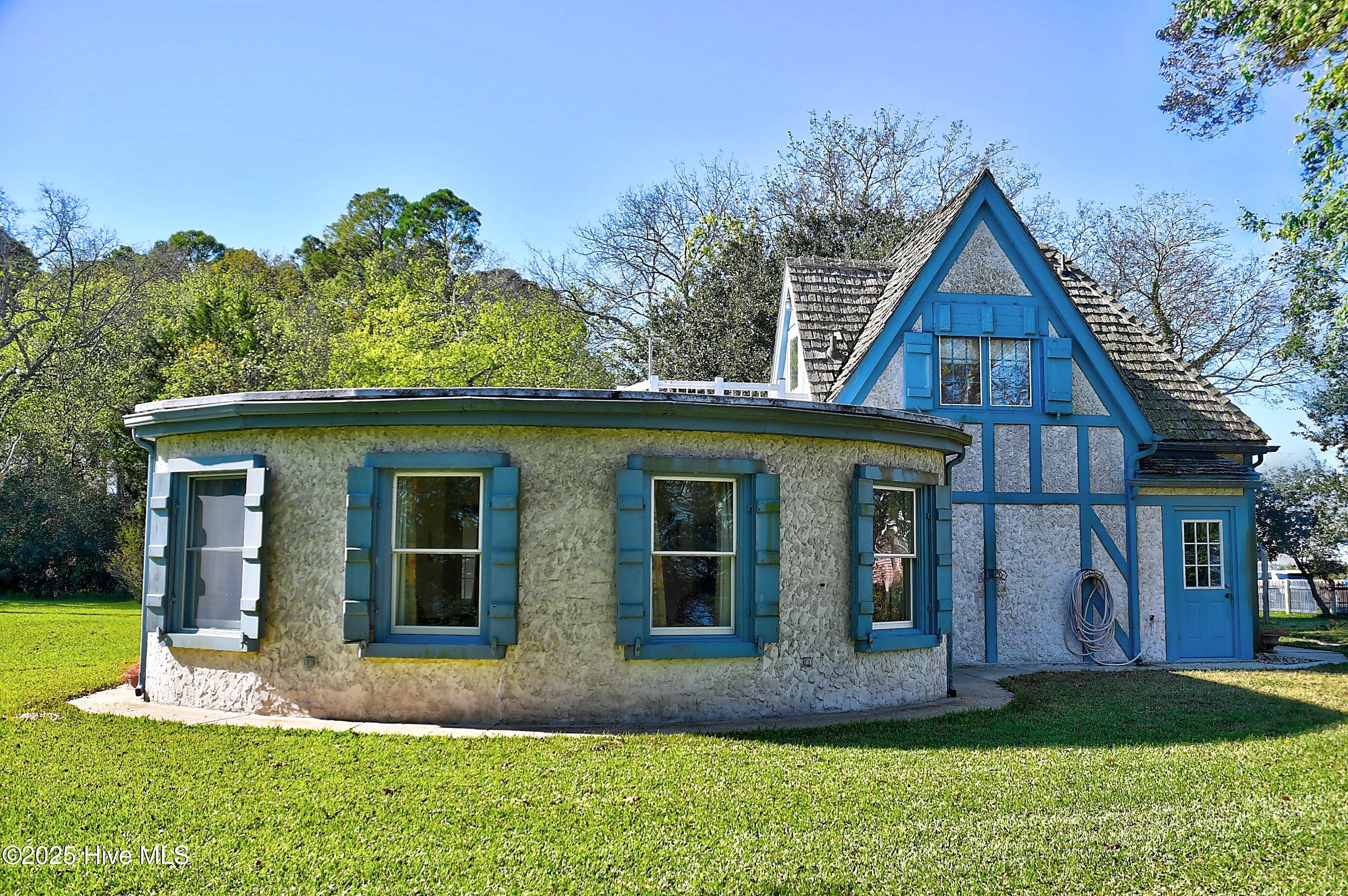 1436 Waterlily Road Coinjock, NC 27923 - Photo 39 of 65 39-Exterior-Rear