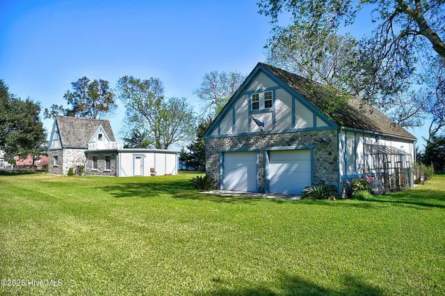 $850,000 | 1436 Waterlily Road, Coinjock, NC 27923