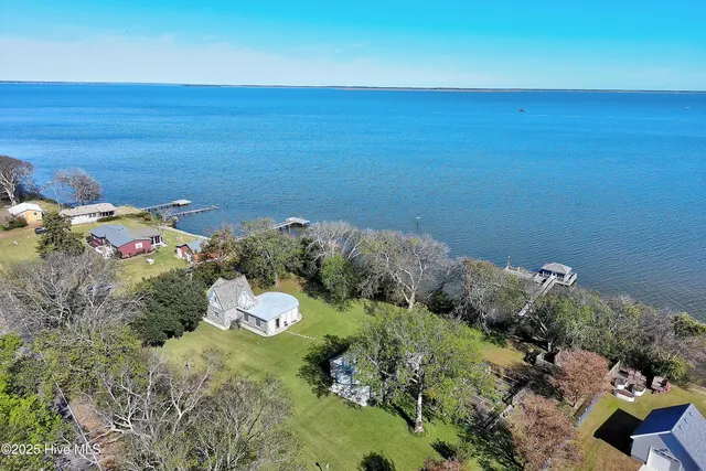 $850,000 | 1436 Waterlily Road, Coinjock, NC 27923