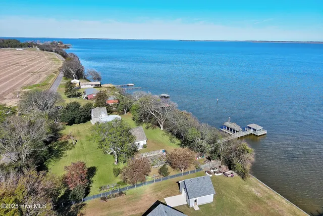 $850,000 | 1436 Waterlily Road, Coinjock, NC 27923