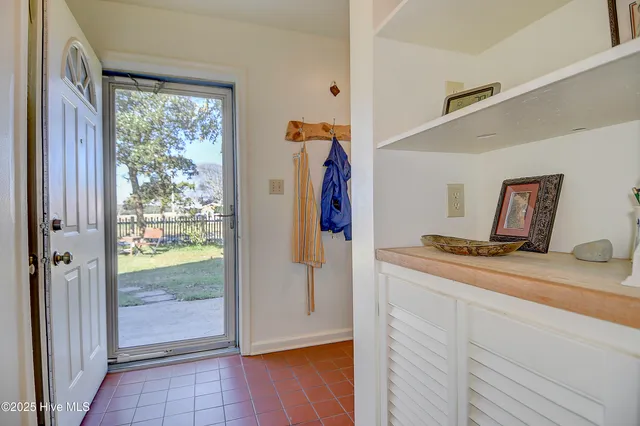 $850,000 | 1436 Waterlily Road, Coinjock, NC 27923