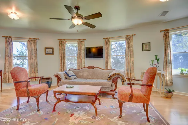 $850,000 | 1436 Waterlily Road, Coinjock, NC 27923