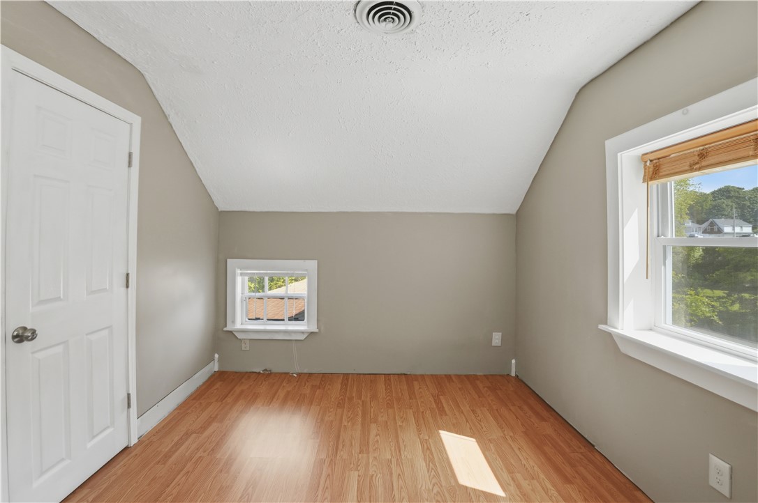 10 Hobart Street Westerly, RI 02891 - Photo 29 of 44