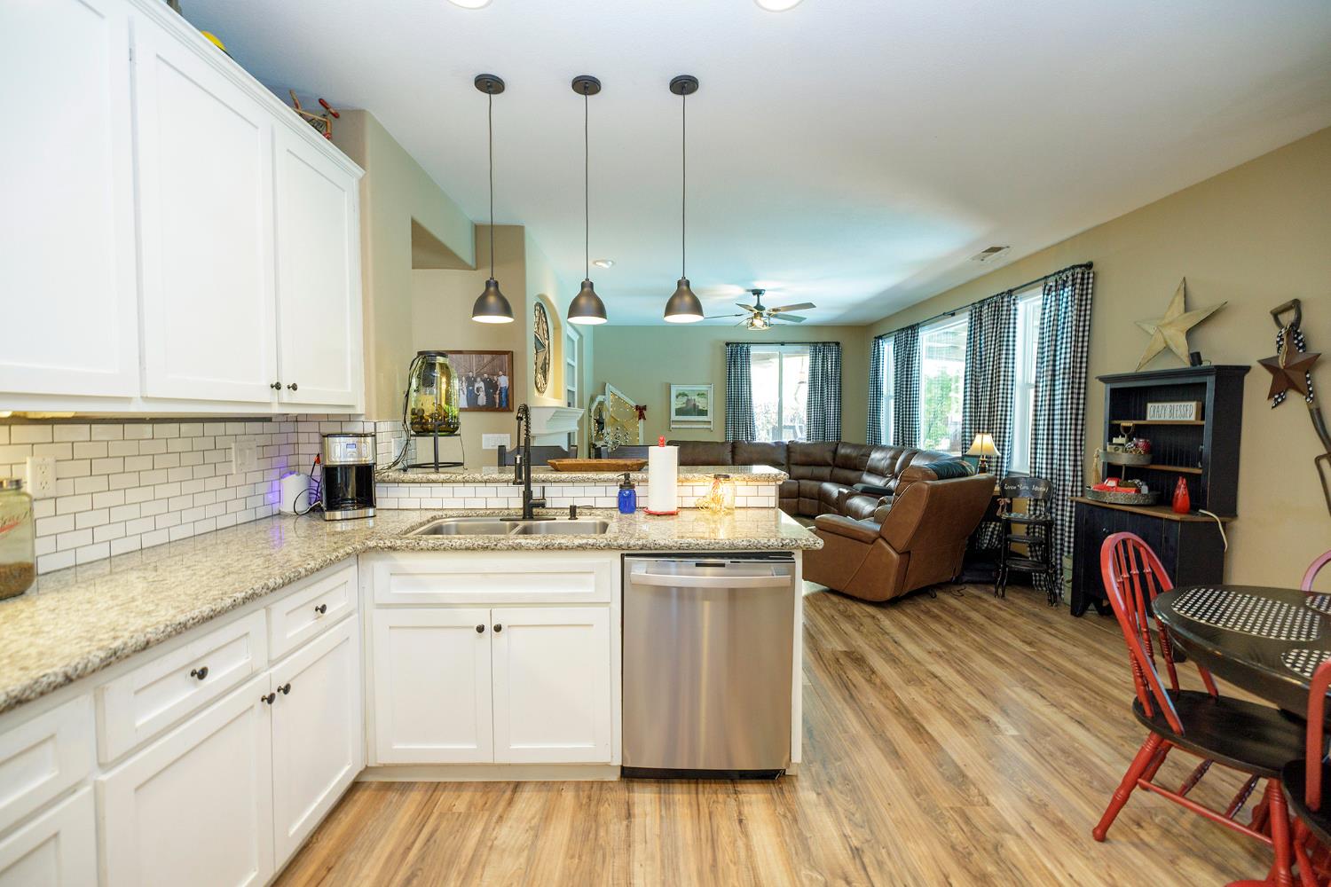 2101 Huxley Way Modesto, CA 95356 - Photo 15 of 50
