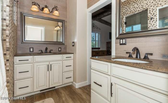 1200 Deerfield Road Prescott, AZ 86303 - Photo 15 of 24 Primary bath