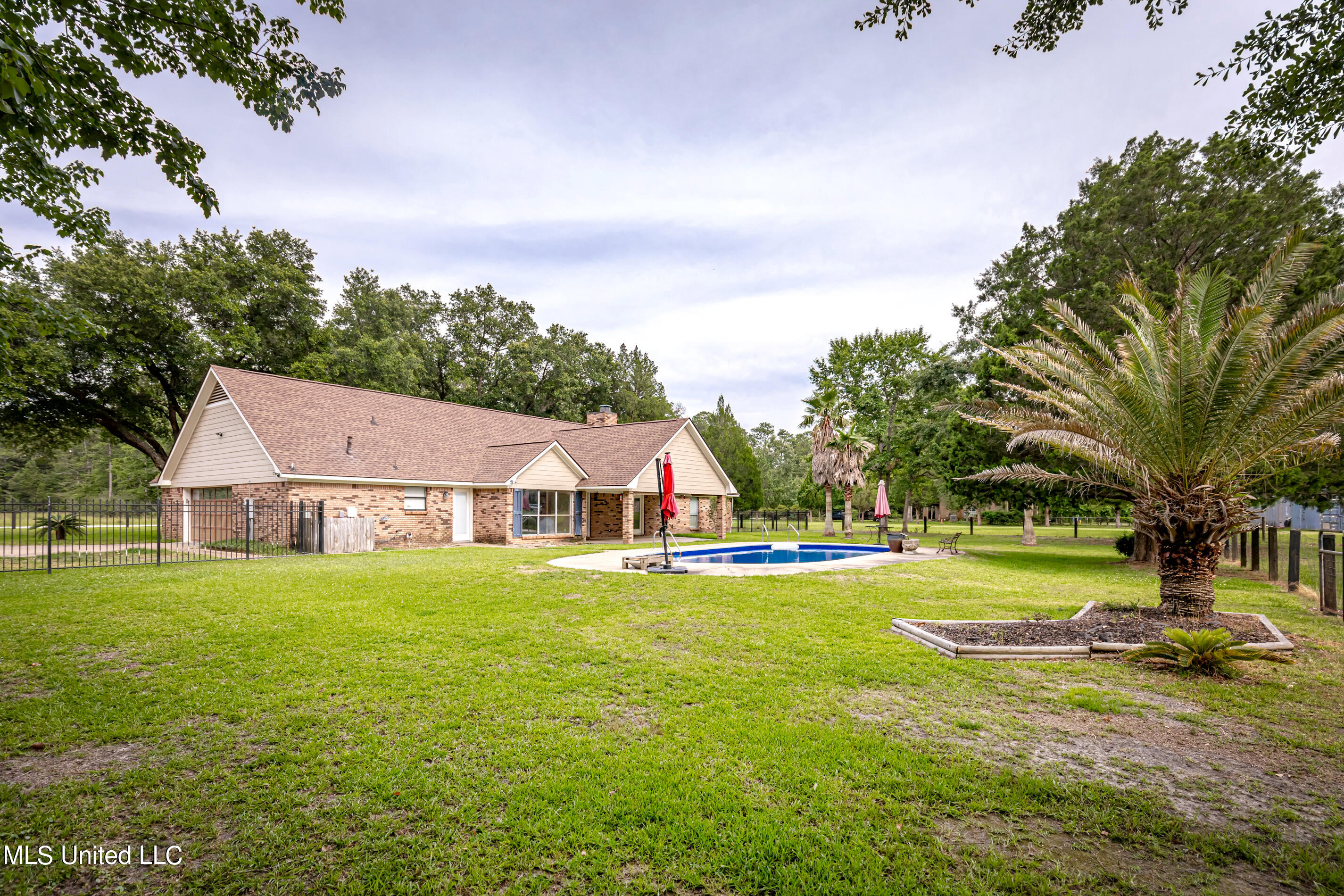 3305 Phil Davis Road Ocean Springs, MS 39564 - Photo 18 of 94 IMG_1942