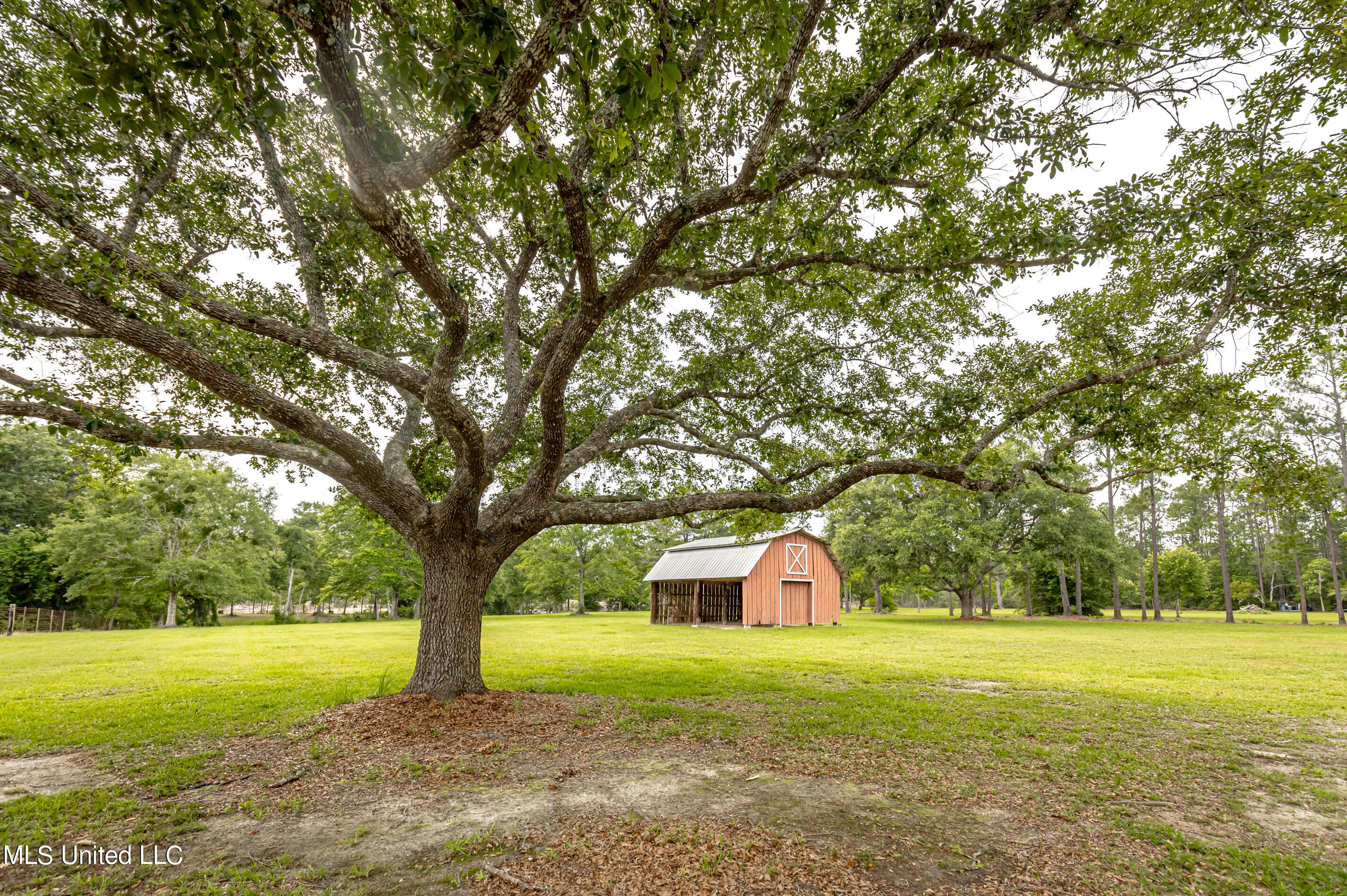 3305 Phil Davis Road Ocean Springs, MS 39564 - Photo 25 of 94 IMG_1981