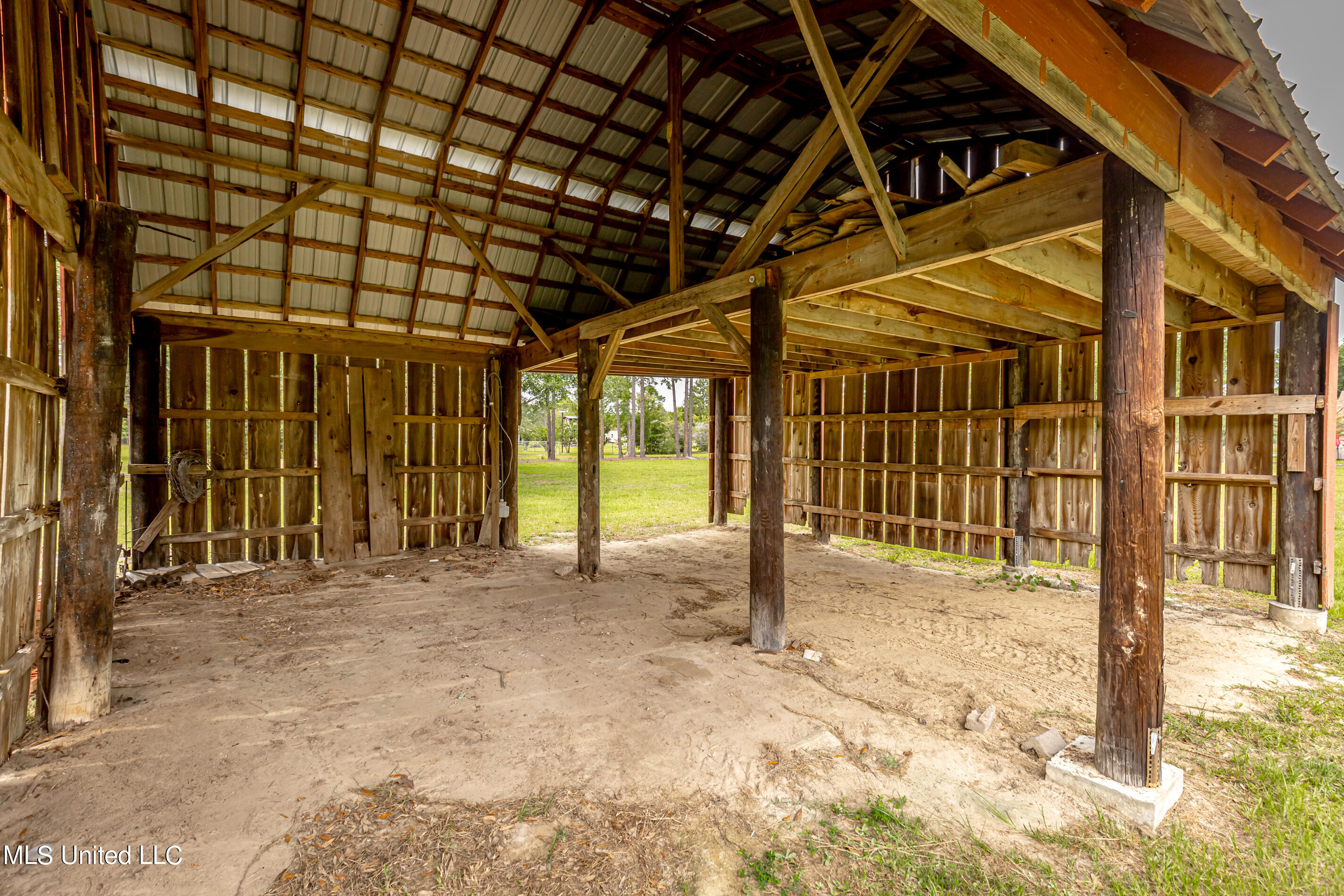 3305 Phil Davis Road Ocean Springs, MS 39564 - Photo 27 of 94 IMG_1990