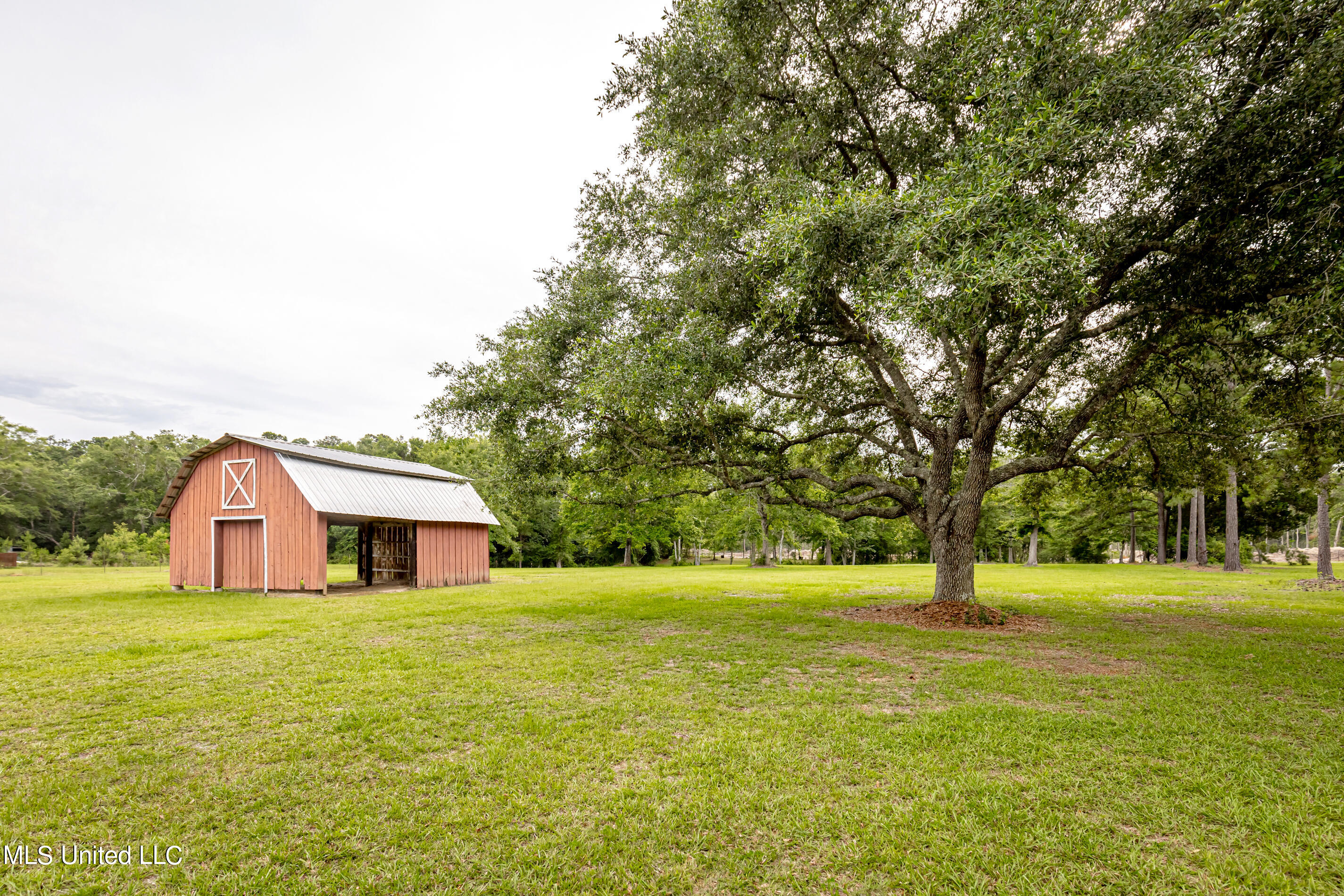 3305 Phil Davis Road Ocean Springs, MS 39564 - Photo 28 of 94 IMG_2014