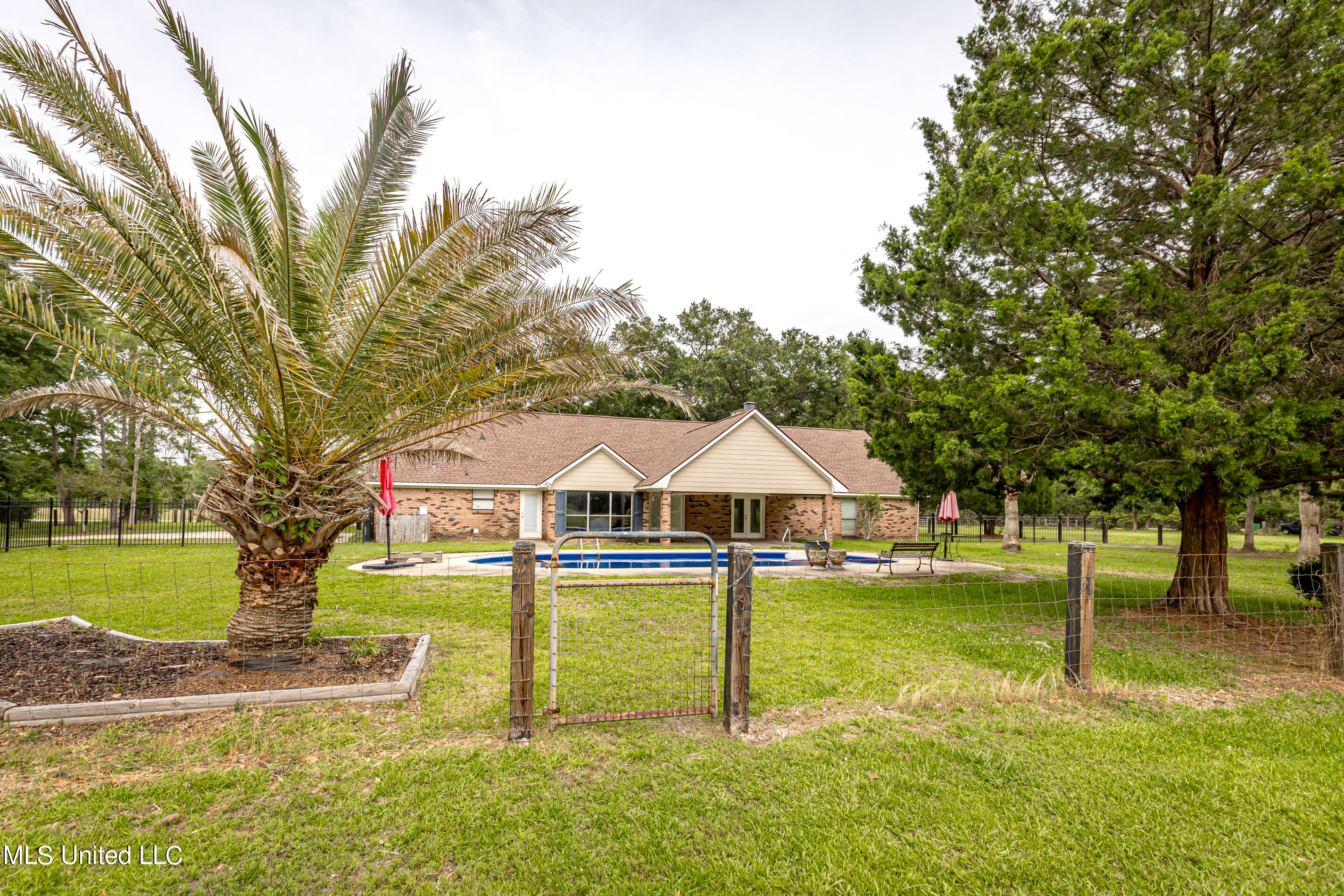 3305 Phil Davis Road Ocean Springs, MS 39564 - Photo 32 of 94 IMG_2029