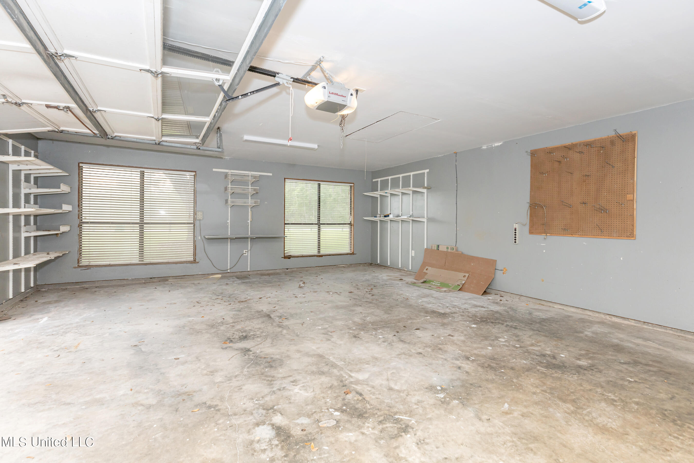 3305 Phil Davis Road Ocean Springs, MS 39564 - Photo 35 of 94 IMG_2468