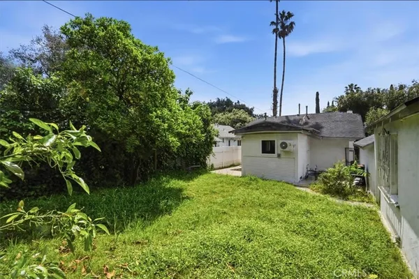 $809,000 | 1049 East Claremont Street, Pasadena, CA 91104