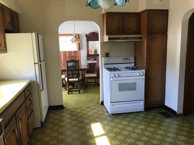 2144 South Walnut Street Springfield, IL 62704 - Photo 8 of 24
