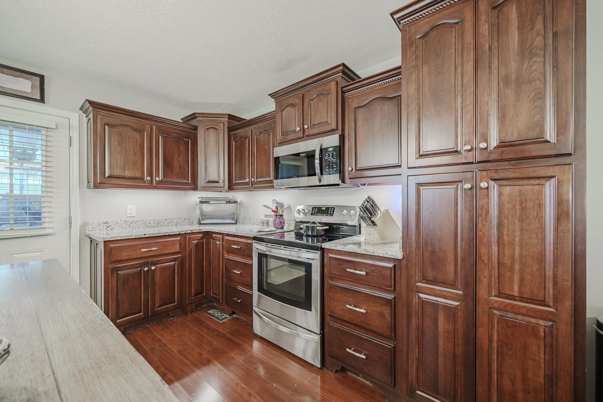 825 Raymond McAnally Road Savannah, TN 38372 - Photo 3 of 40