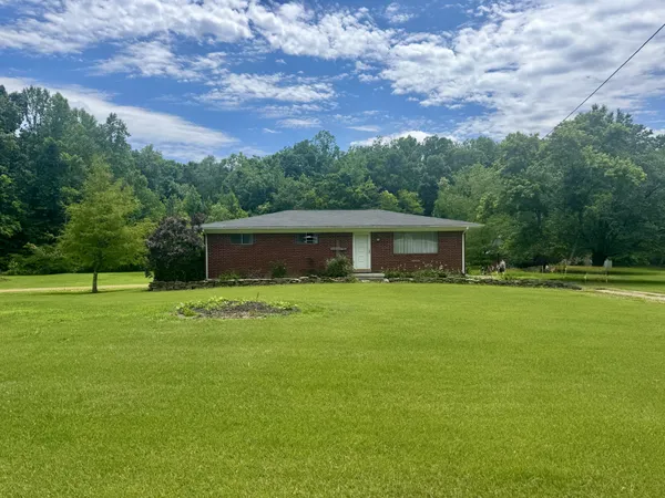 $259,900 | 1921 Lick Creek Road, Linden, TN 37096