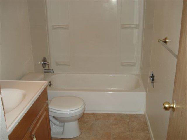 807 South Collins Road Spokane Valley, WA 99216 - Photo 5 of 8