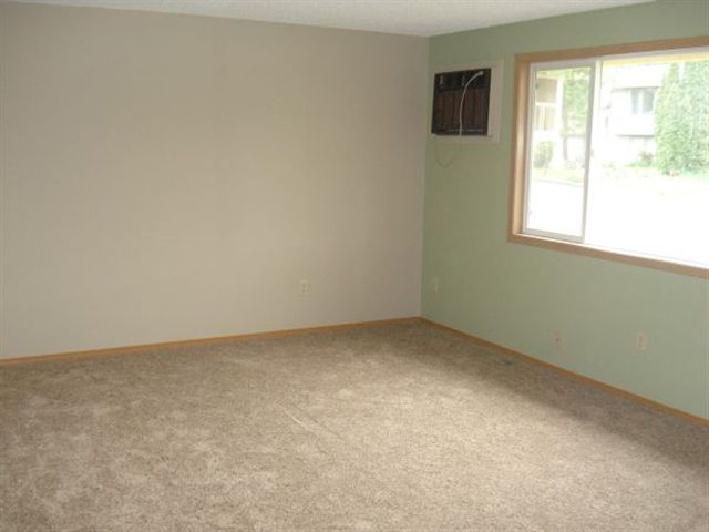 807 South Collins Road Spokane Valley, WA 99216 - Photo 6 of 8