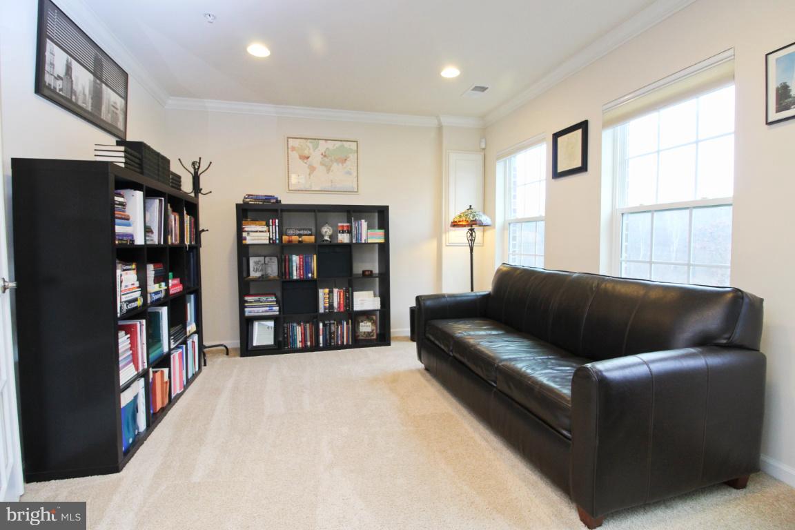 6340 Walbridge Street Capitol Heights, MD 20743 - Photo 8 of 30 Interior (General)