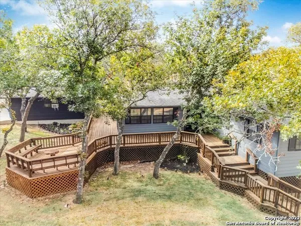 $590,000 | 5256 Hickory Forrest Drive, Seguin, TX 78155