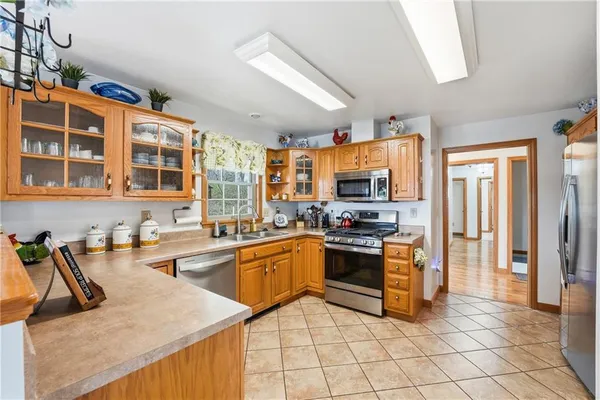 $474,900 | 10486 Mohawk Road, Conneaut Lake, PA 16316