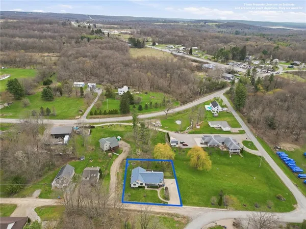 $474,900 | 10486 Mohawk Road, Conneaut Lake, PA 16316
