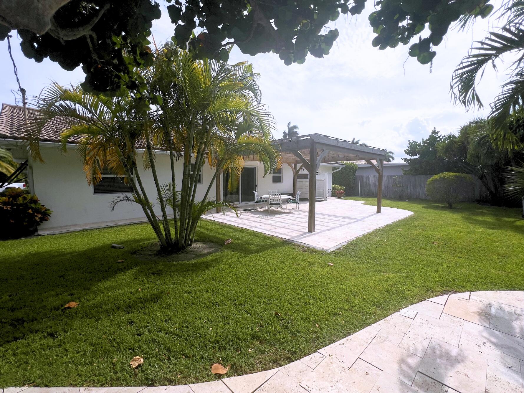 1260 Manor Drive Riviera Beach, FL 33404 - Photo 42 of 56 260