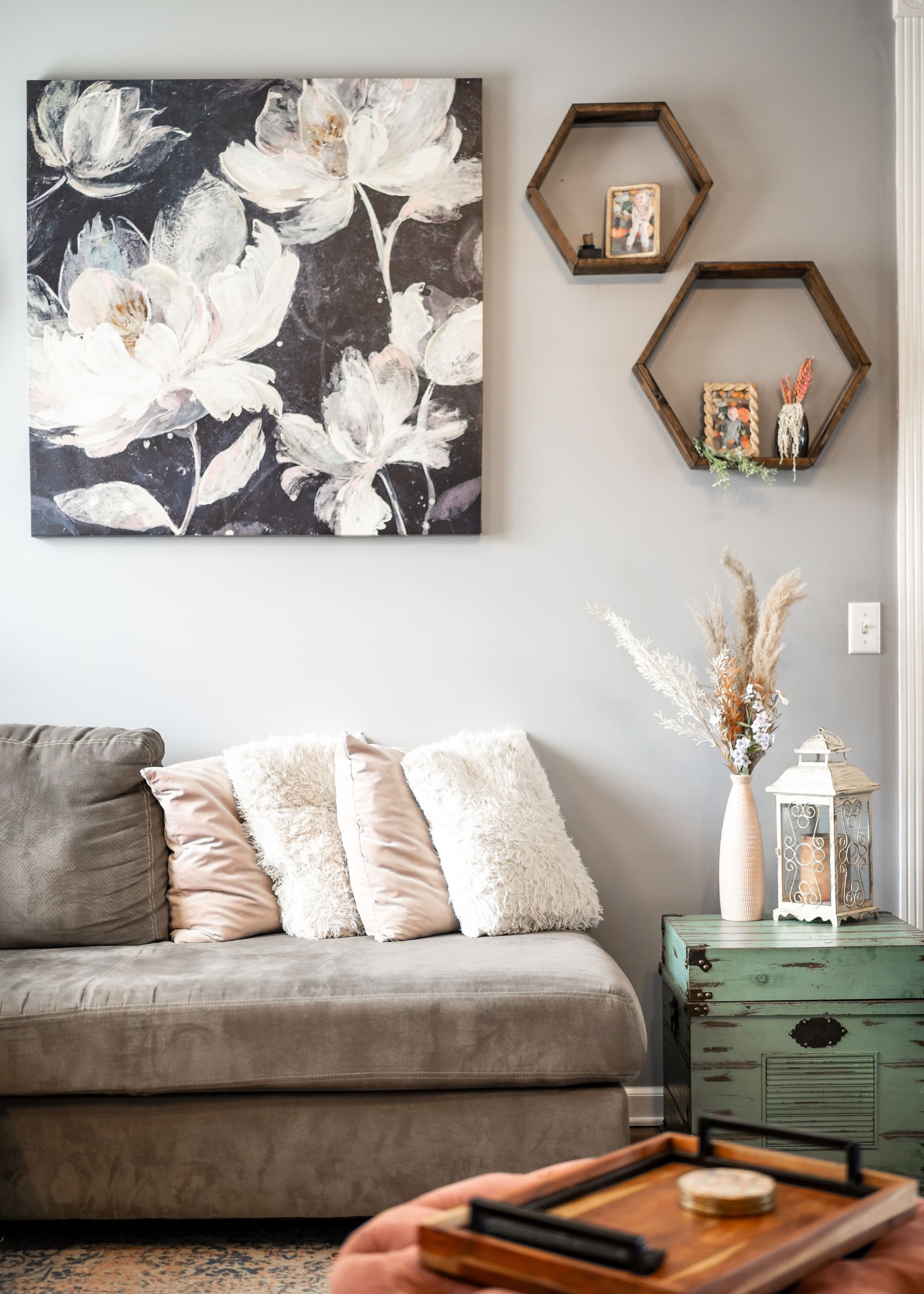 1630 Blackburn Fork Road Cookeville, TN 38501 - Photo 6 of 30 a living room with furniture and decor