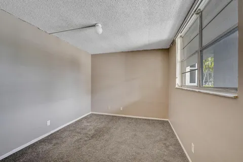 $190,000 | 9440 Poinciana Place, Unit 109, Davie, FL 33324