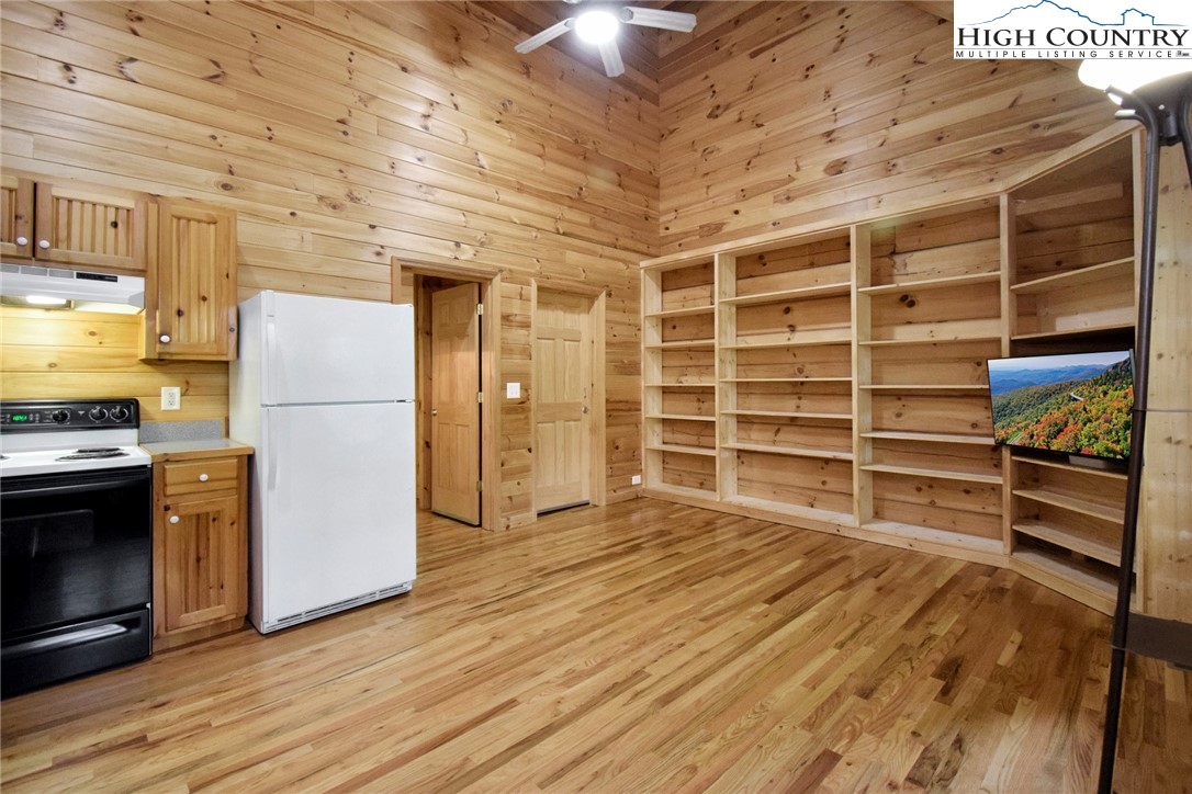 411 Locust Hill Road Boone, NC 28607 - Photo 6 of 48 Gallery Image 6