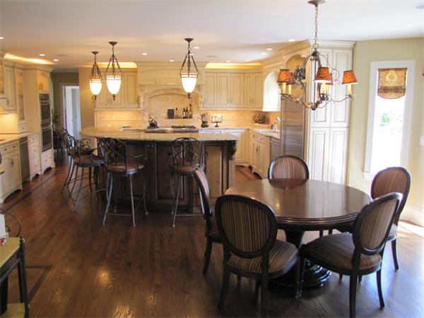8 Coachman Ridge Road Shrewsbury, MA 01545 - Photo 3 of 30 Gallery Image 3