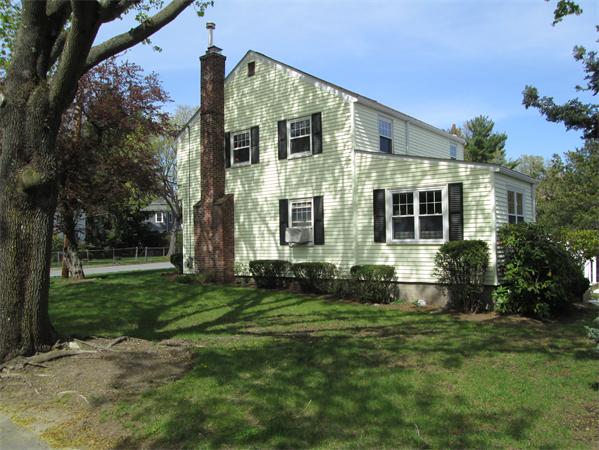24 Eliot Road Belmont, MA 02478 - Photo 3 of 12 Gallery Image 3