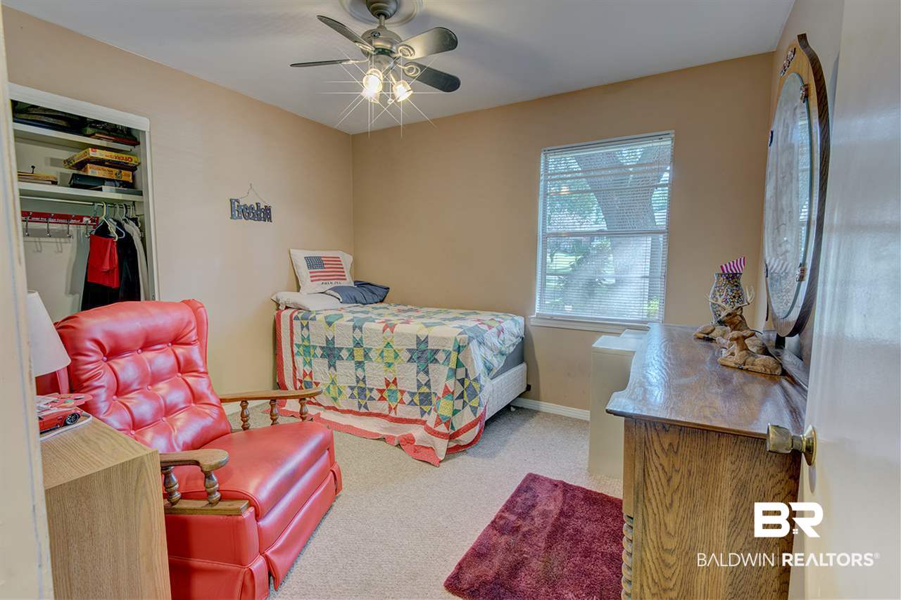570 Stuart Street Daphne, AL 36526 - Photo 18 of 22 Guest Bedroom