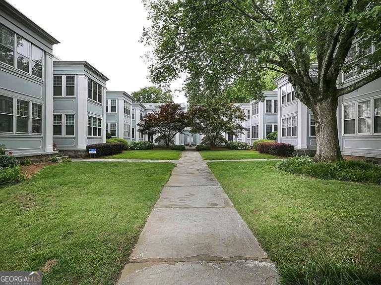 435 10th Street Northeast, Unit 18 Atlanta, GA 30309 - Photo 3 of 33