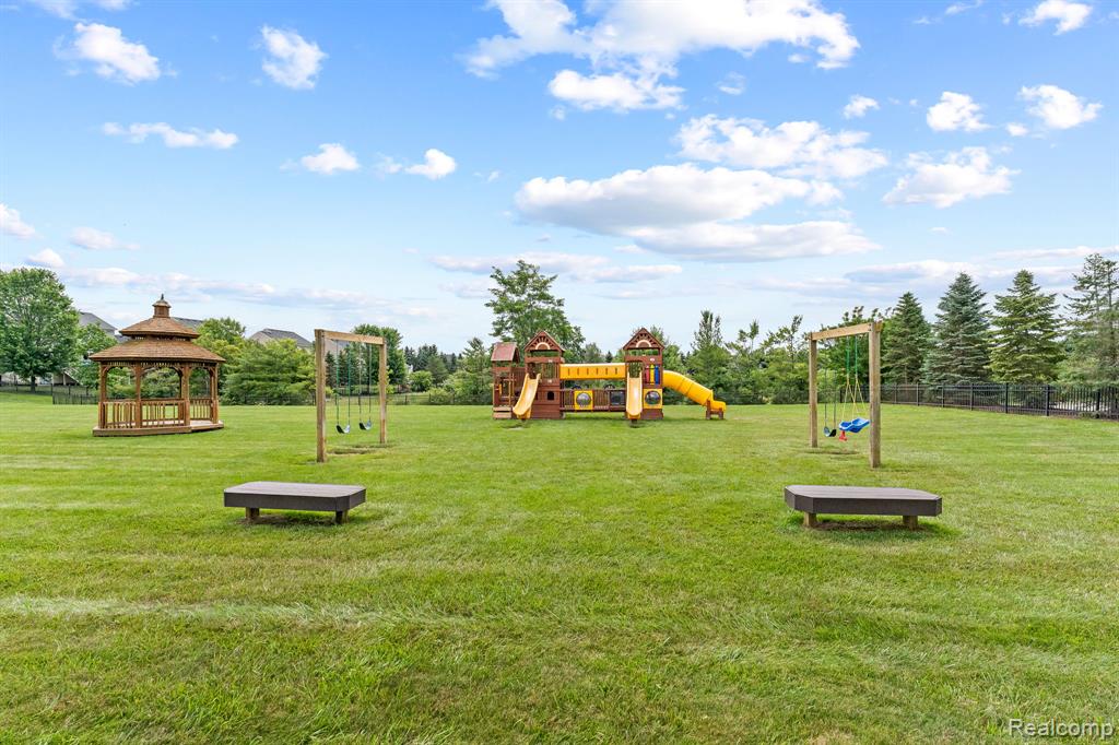 4074 Peach Tree Lane Howell, MI 48843 - Photo 37 of 38 Gallery Image 37