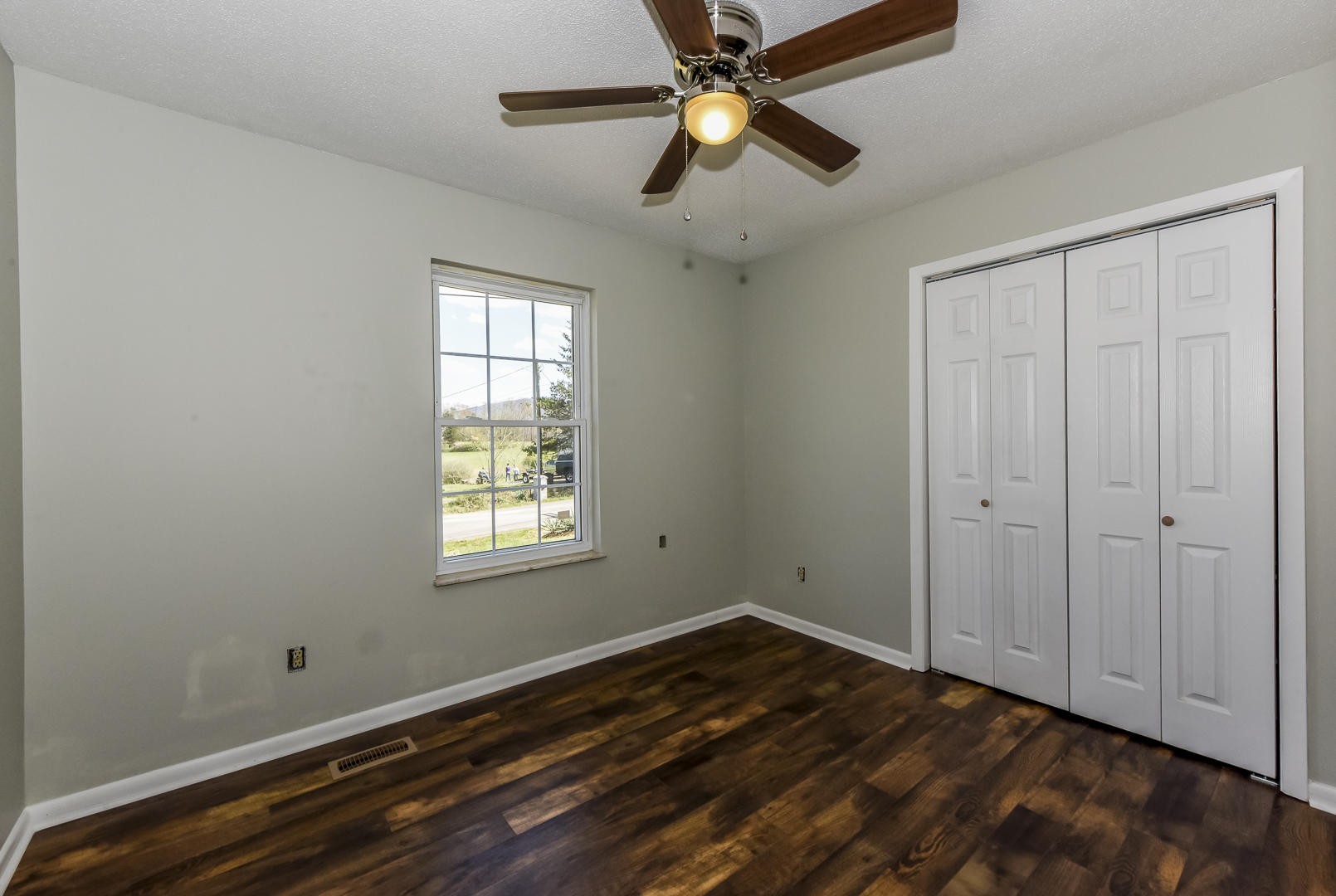 4913 Pea Ridge Road Maryville, TN 37804 - Photo 17 of 33 Gallery Image 17