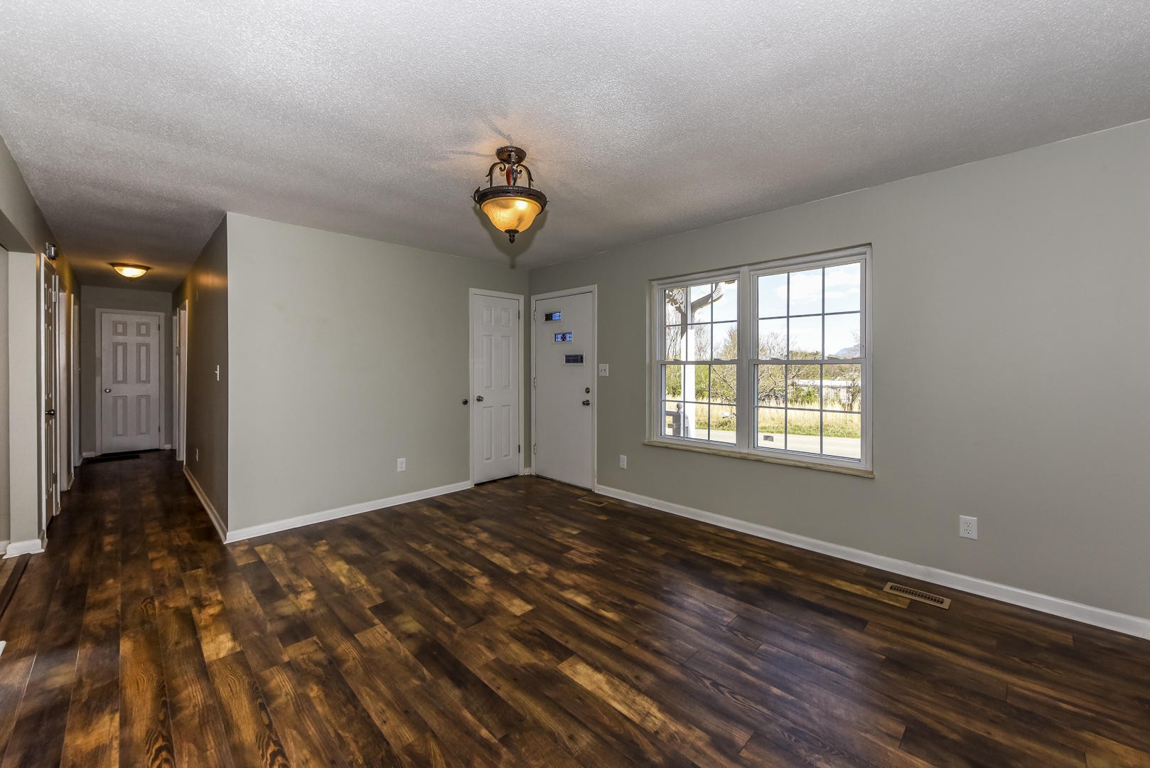 4913 Pea Ridge Road Maryville, TN 37804 - Photo 5 of 33 Gallery Image 5