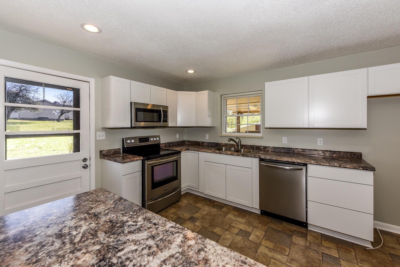 4913 Pea Ridge Road Maryville, TN 37804 - Photo 10 of 33 Gallery Image 10