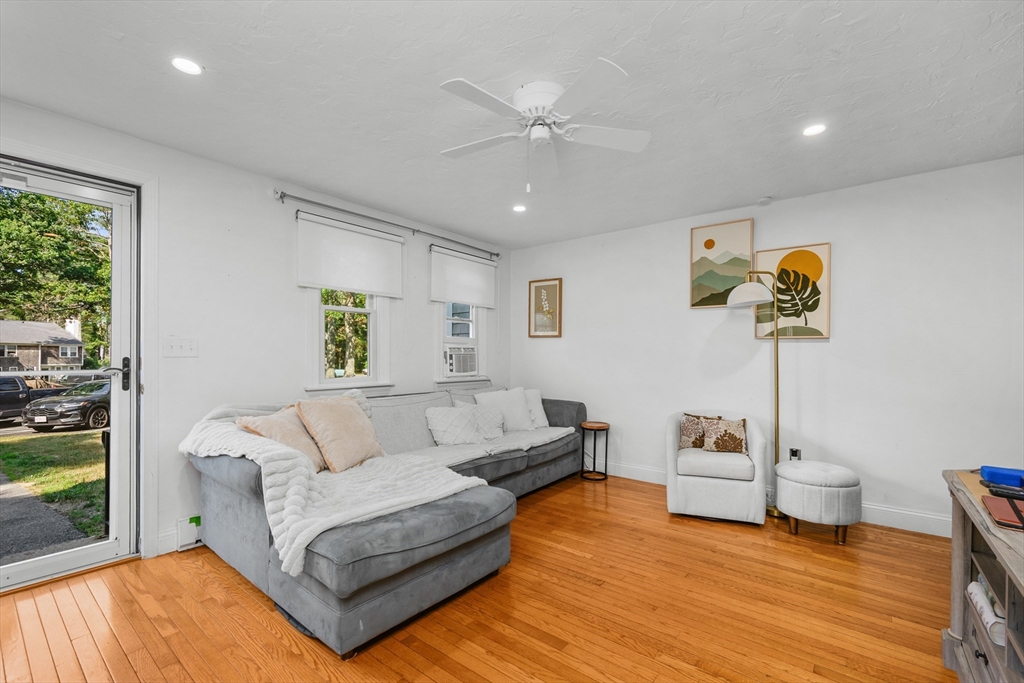 300 Falmouth Road, Unit 9E Mashpee, MA 02649 - Photo 6 of 40