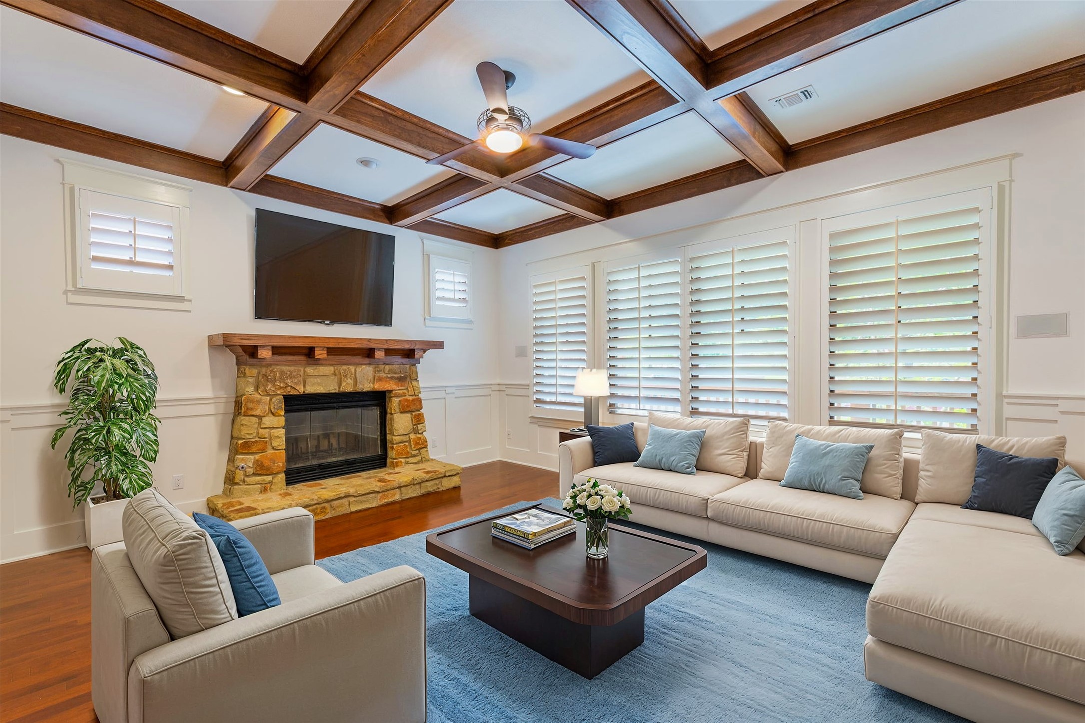 4309 Camacho Street Austin, TX 78723 - Photo 2 of 35