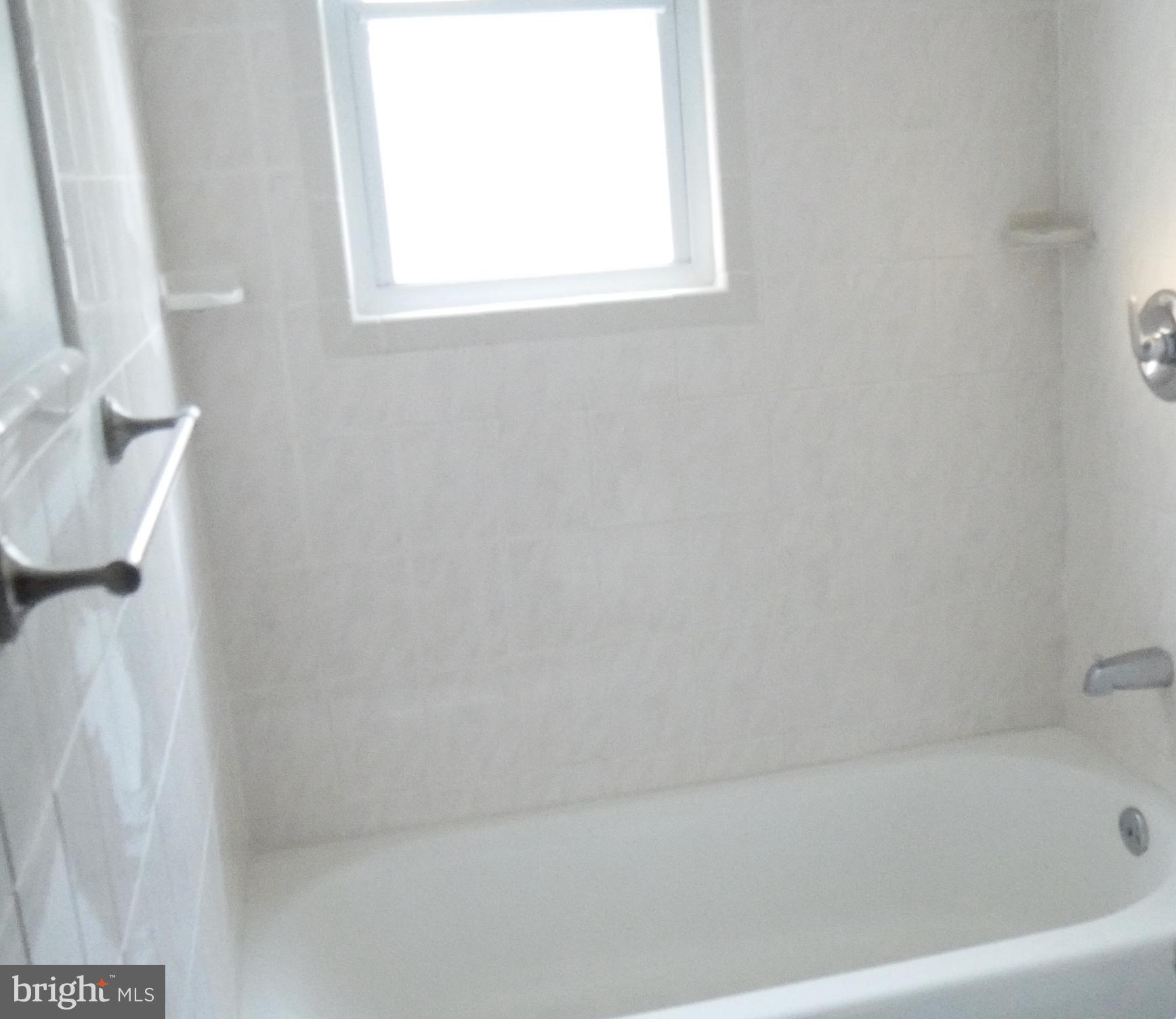 712 George Avenue Baltimore, MD 21221 - Photo 4 of 5 Gallery Image 4