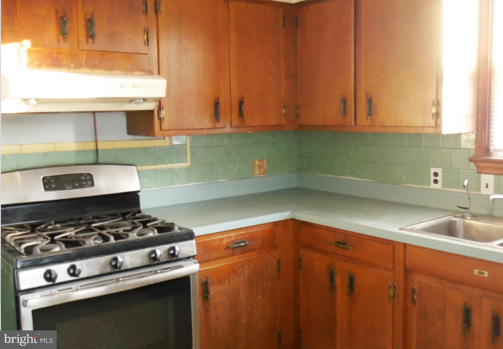 712 George Avenue Baltimore, MD 21221 - Photo 5 of 5 Gallery Image 5