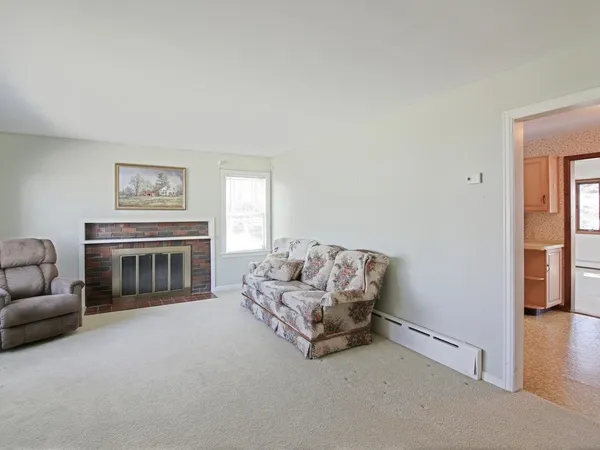 $459,000 | 112 Abnaki Avenue, Essex Junction, VT 05452