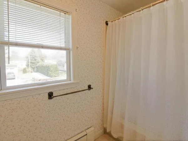$459,000 | 112 Abnaki Avenue, Essex Junction, VT 05452