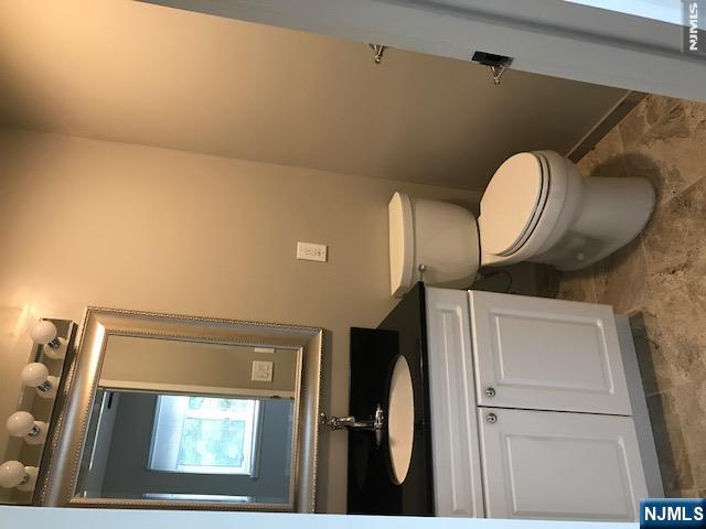 19 Franklin Street, Unit 7 Tenafly, NJ 07670 - Photo 5 of 6