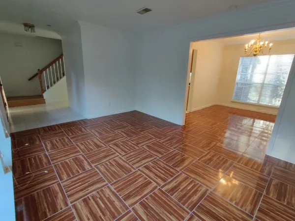 $2,300 | 101 Yewleaf Drive, The Woodlands, TX 77381